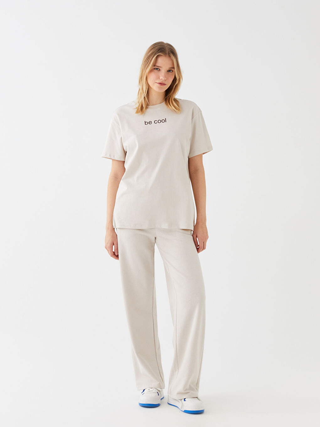 Gri Beli Lastikli Düz Geniş Paça Kadın Eşofman Altı