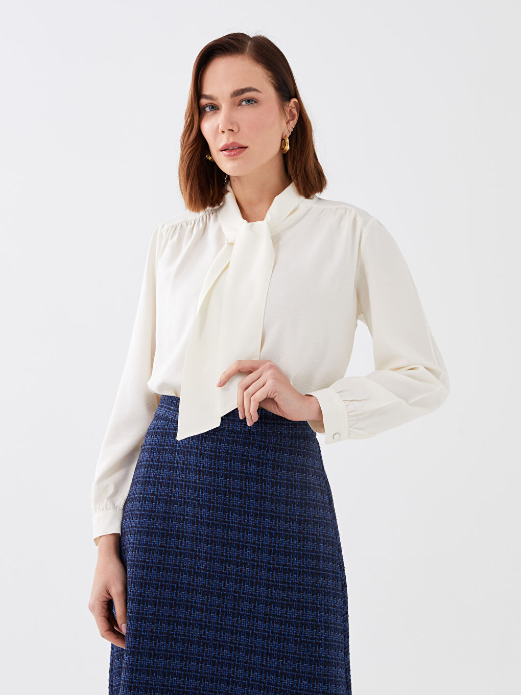 Tie Neck Plain Long Sleeve Women's Blouse-3