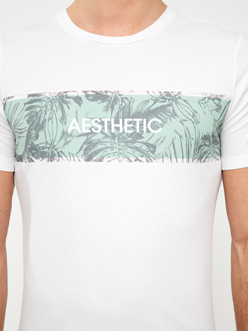 Beyaz Bisiklet Yaka Kısa Kollu Baskılı Penye Erkek Tişört-3