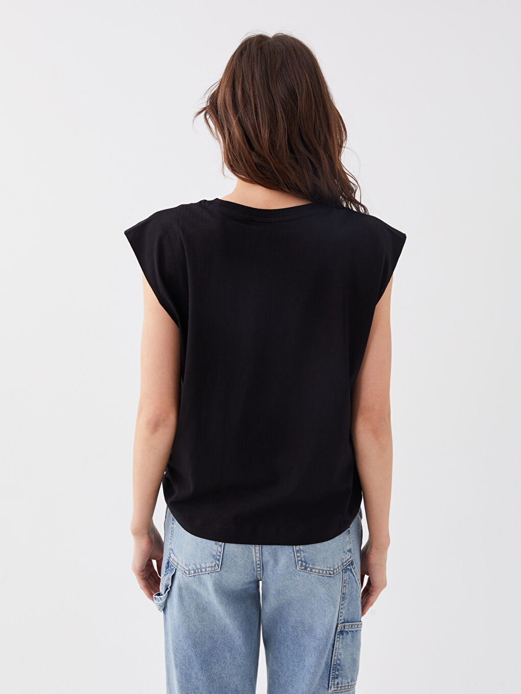 Siyah Bisiklet Yaka Düz Kısa Kollu Kadın Tişört-4