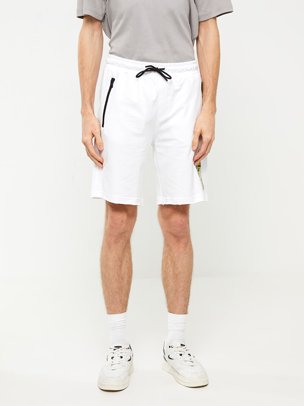 Beyaz Slim Fit Erkek Bermuda Şort-3