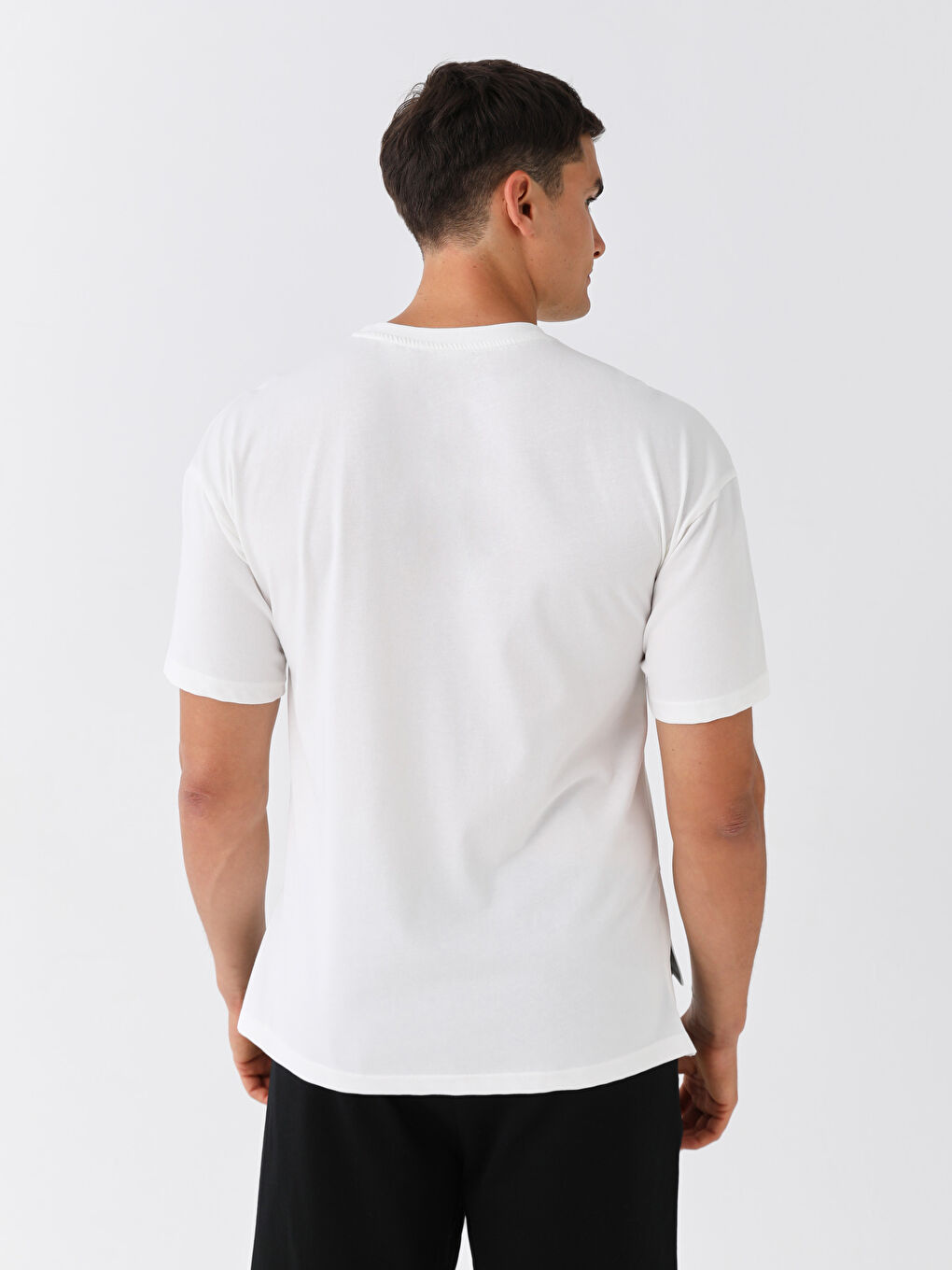 Ekru Bisiklet Yaka Kısa Kollu Baskılı Erkek Spor Tişört-4