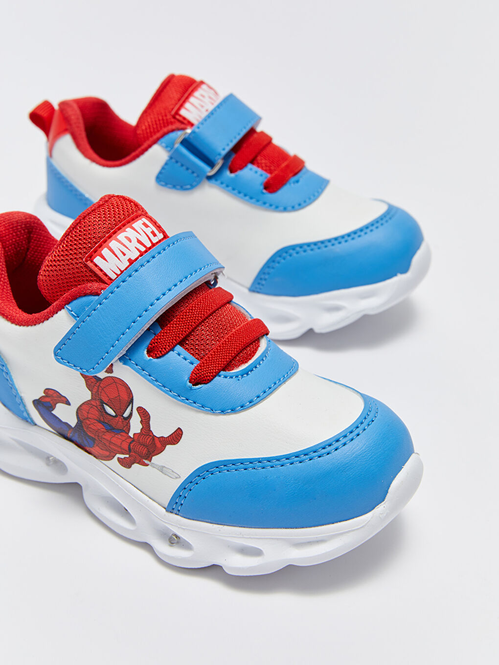 LCW STEPS Spiderman Lizenzierte Sportschuhe mit Leuchtsohle für Baby Jungen -S3DR43Z1-J5E