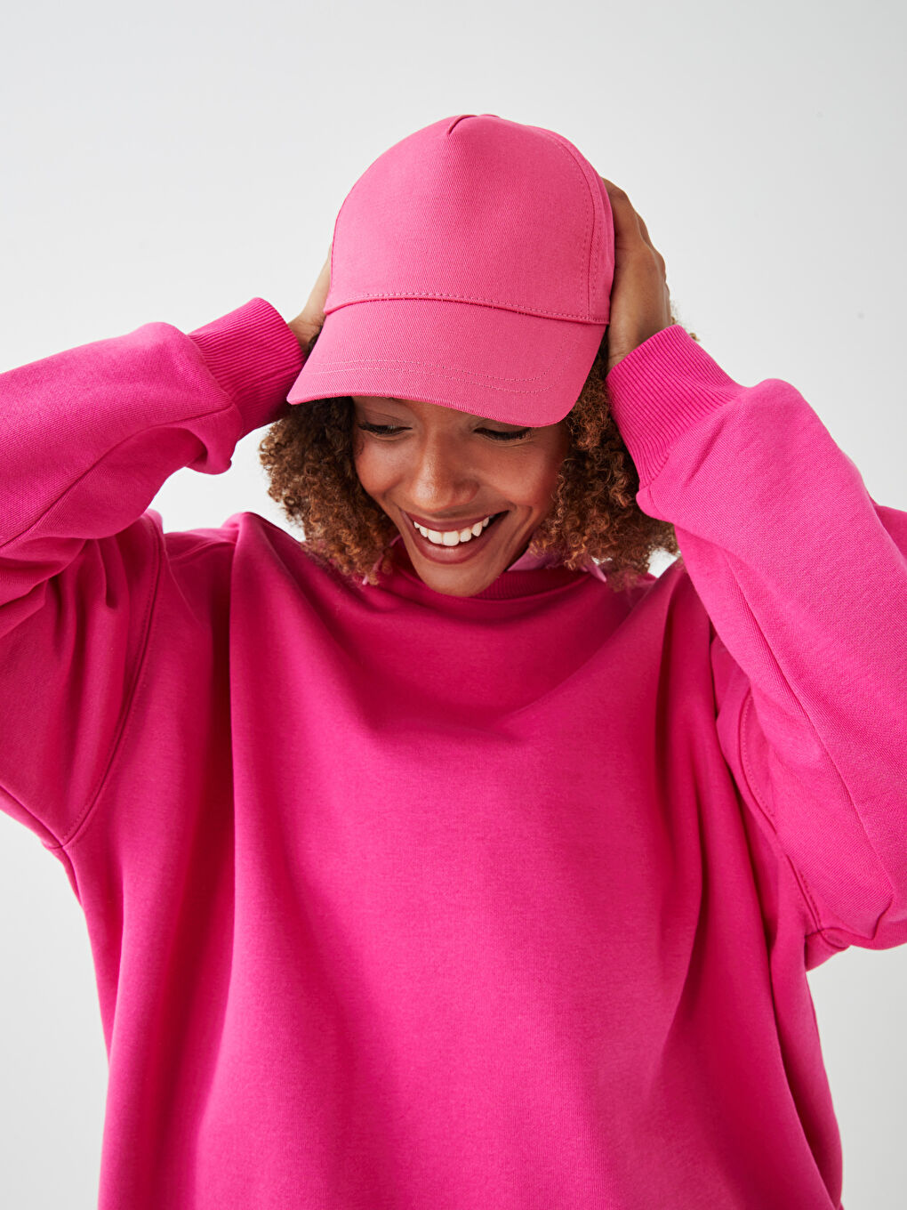 Fuşya Kadın Düz Kep Şapka