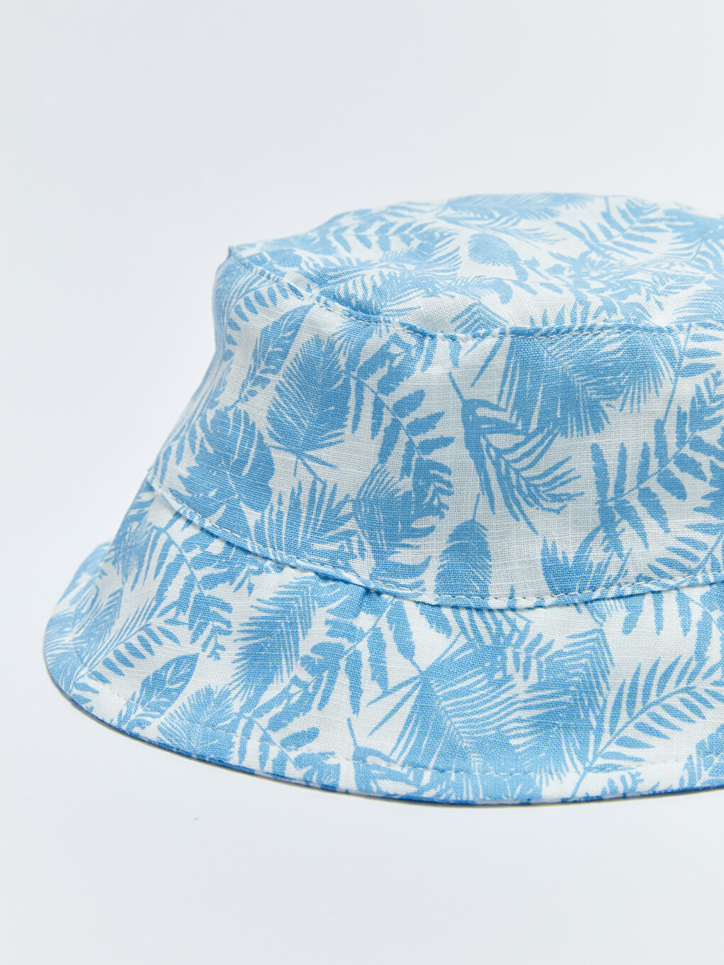 Beyaz Baskılı Erkek Bebek Şapka-2