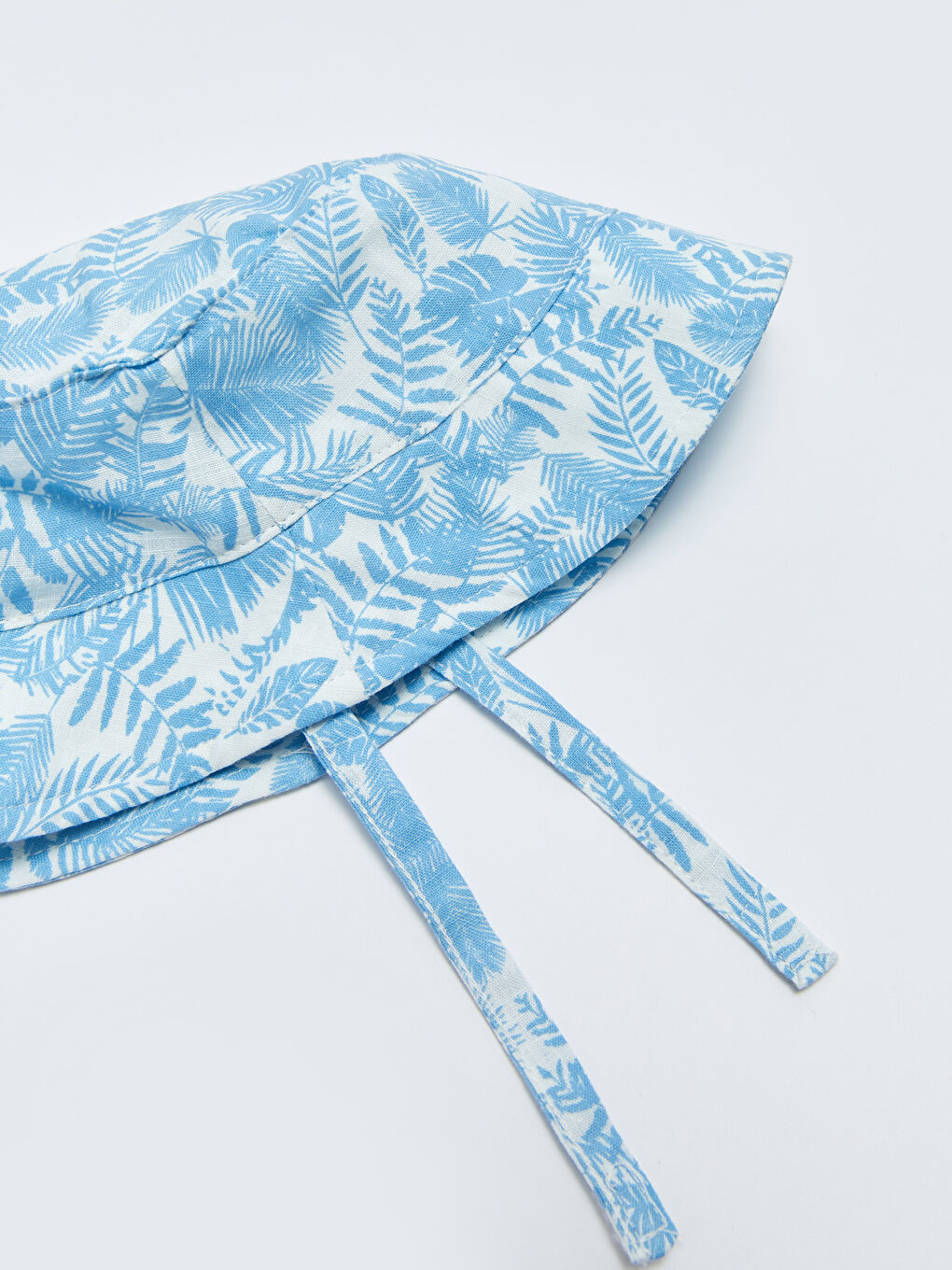 Beyaz Baskılı Erkek Bebek Şapka-3