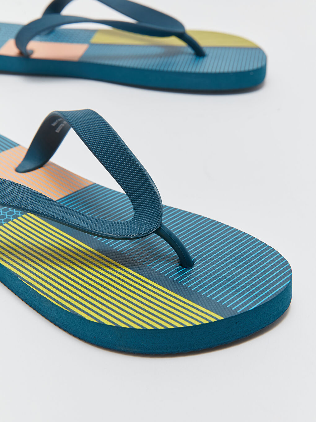 Lacivert Renk Bloklu Parmak Arası Erkek Plaj Terliği-2