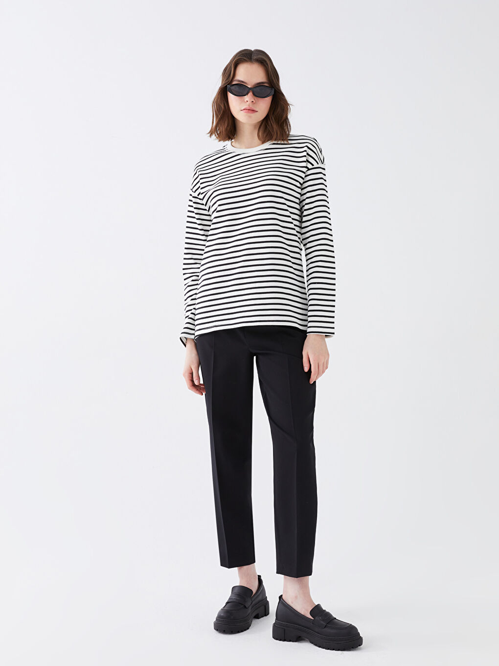 Siyah Bisiklet Yaka Çizgili Uzun Kollu Kadın Tişört-2