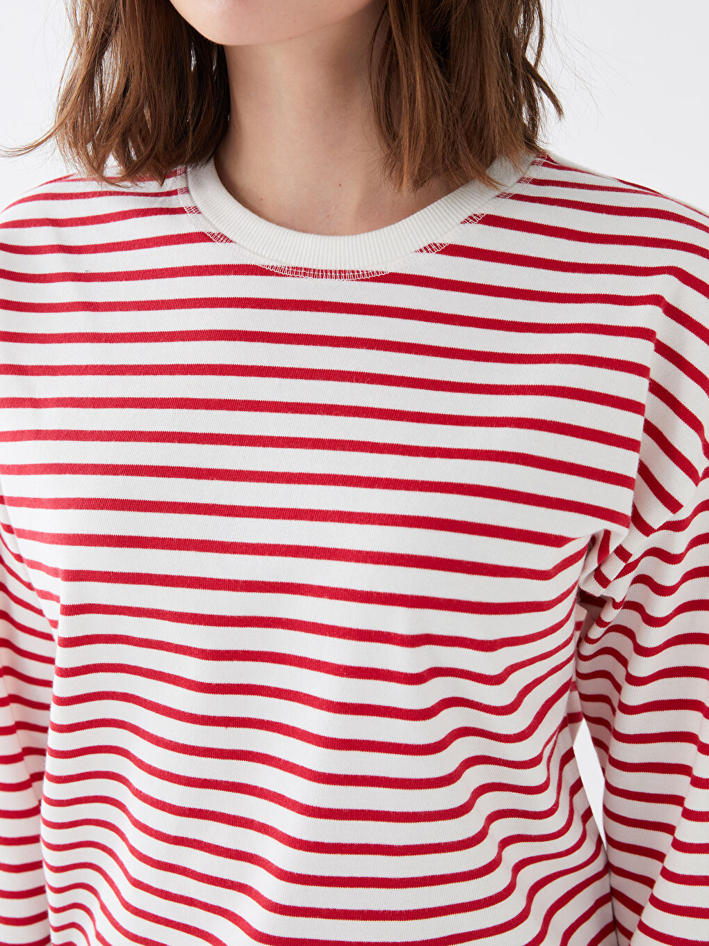 Kırmızı Bisiklet Yaka Çizgili Uzun Kollu Kadın Tişört-3