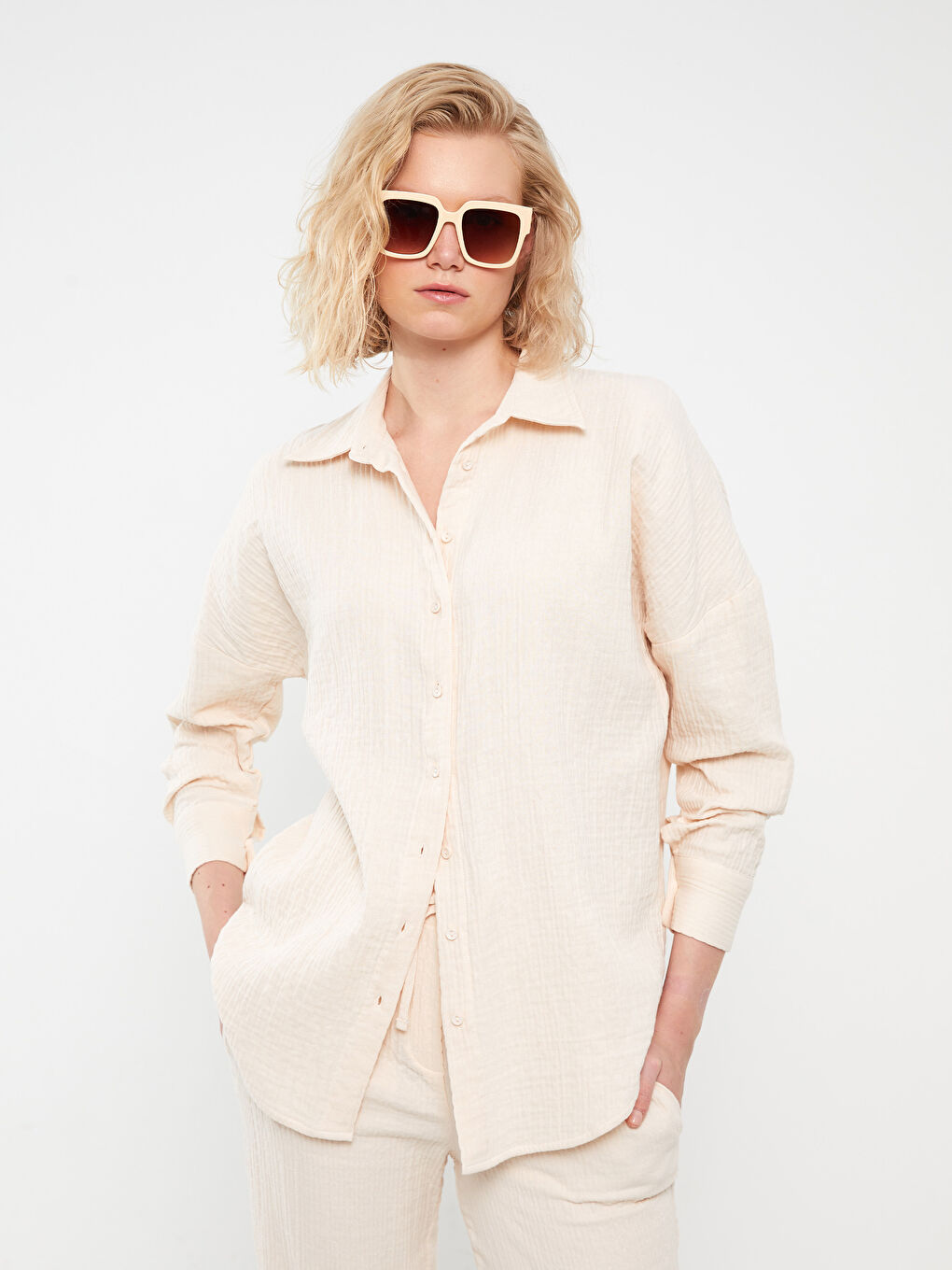 Ekru Düz Uzun Kollu Oversize Müslin Kadın Gömlek-1