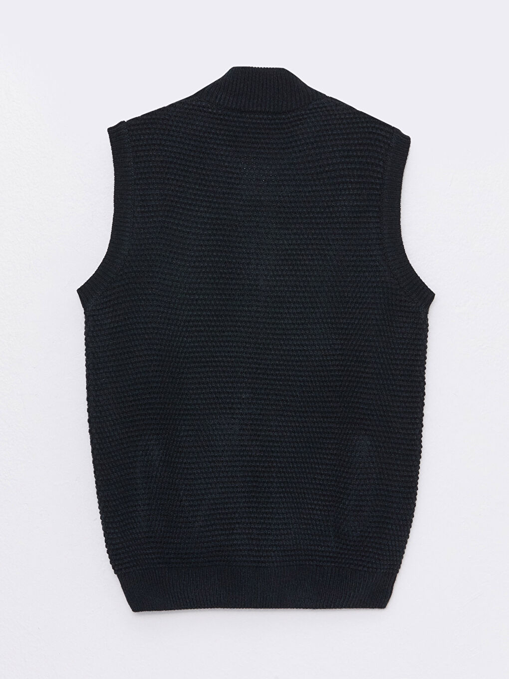 LCWAIKIKI Classic Regular Fit Funnel Neck Men's Knitwear Waistcoat -S3DT55Z8-EL0