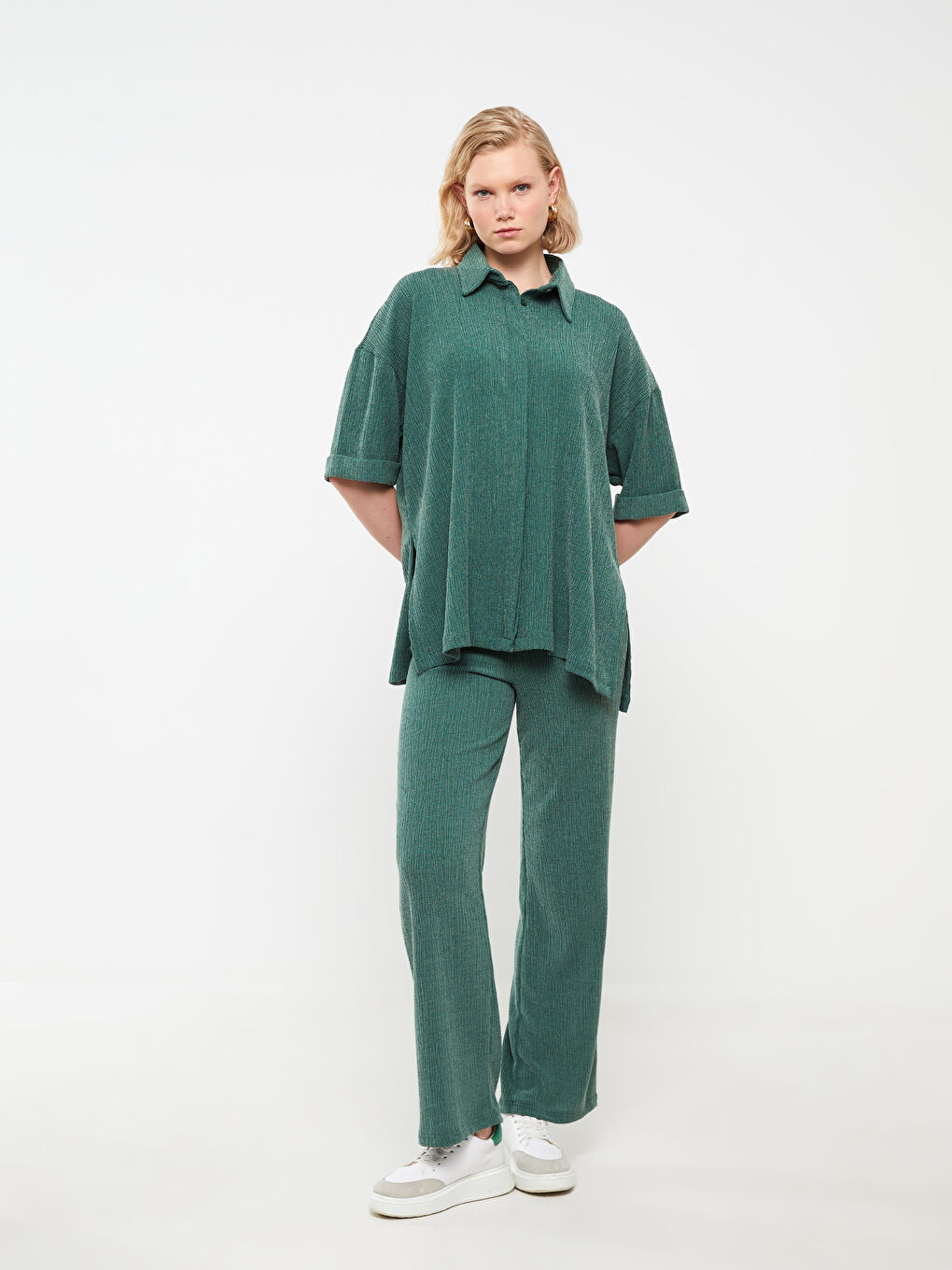 Yeşil Gömlek Yaka Düz Kısa Kollu Oversize Kadın Bluz-2