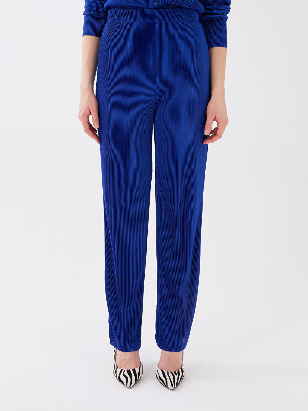 Lacivert Beli Lastikli Düz Geniş Paça Kadın Pantolon-3