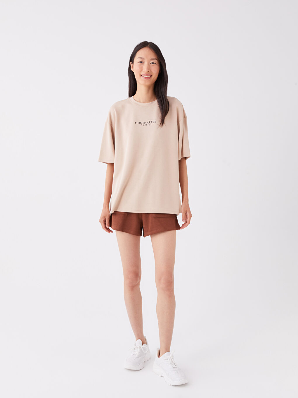 Ekru Bisiklet Yaka Baskılı Kısa Kollu Oversize Kadın Tişört-2