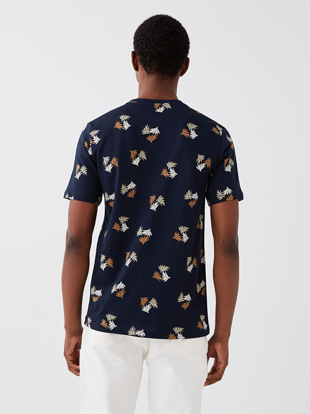 تيشيرت رجالي ياقة دائرية كم قصير مطبوع قطن ممشط-4