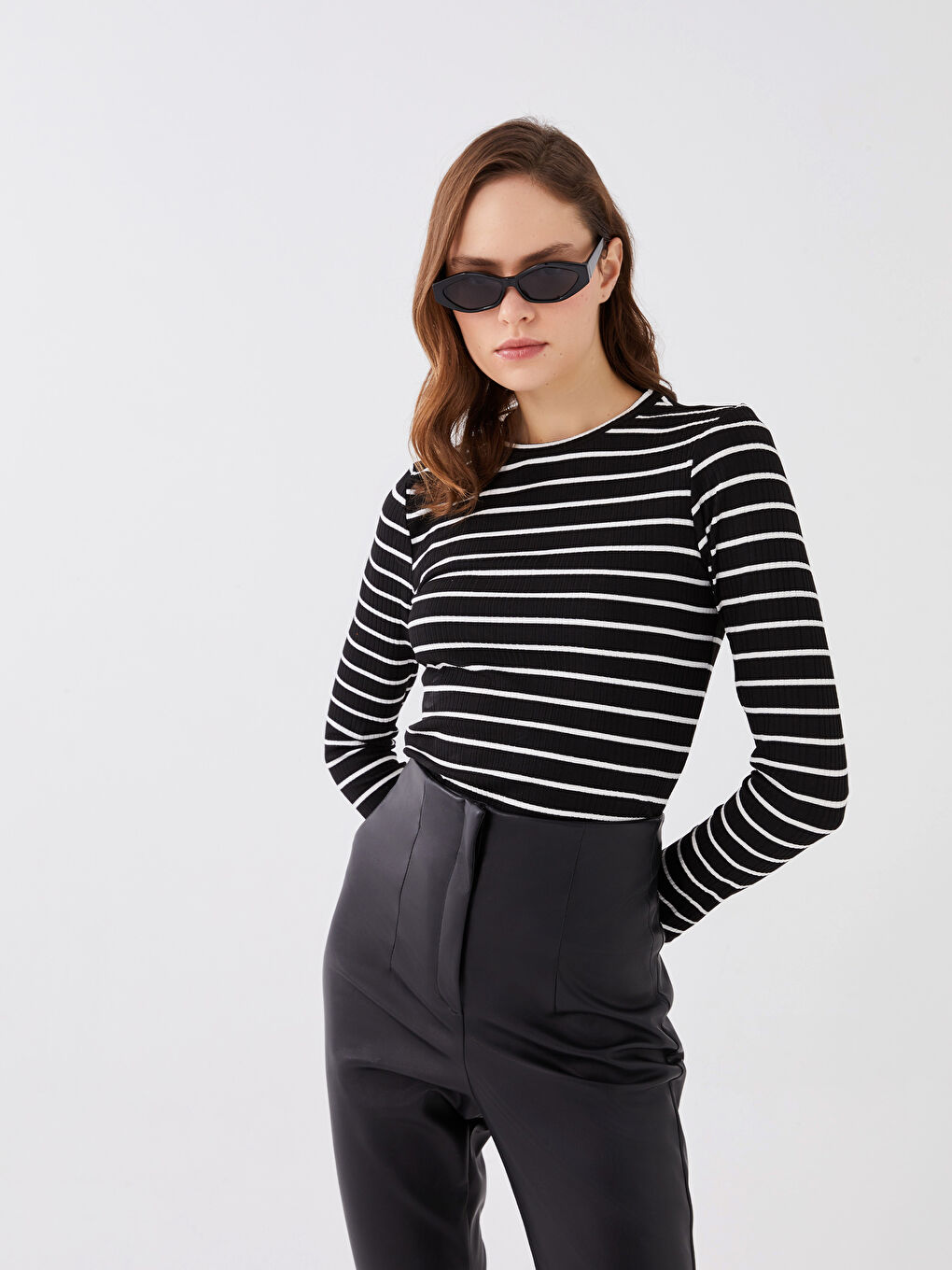 Siyah Bisiklet Yaka Çizgili Uzun Kollu Kadın Body-1