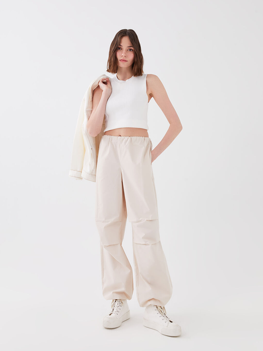 Pantaloni din Material pentru Parașute cu Talie Elastică Simpli pentru Femei