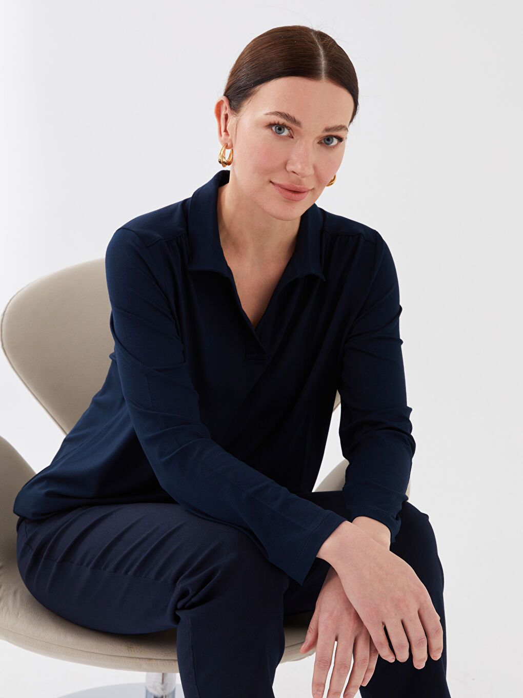 Lacivert Polo Yaka Düz Uzun Kollu Kadın Bluz