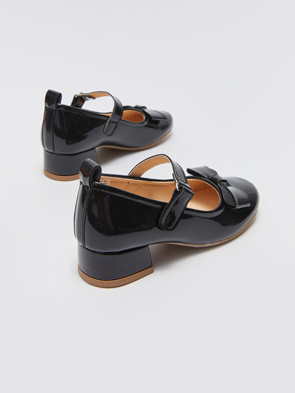 Single Band Hook and Loop Girls Heeled Shoes -S3DU95Z4-HUC