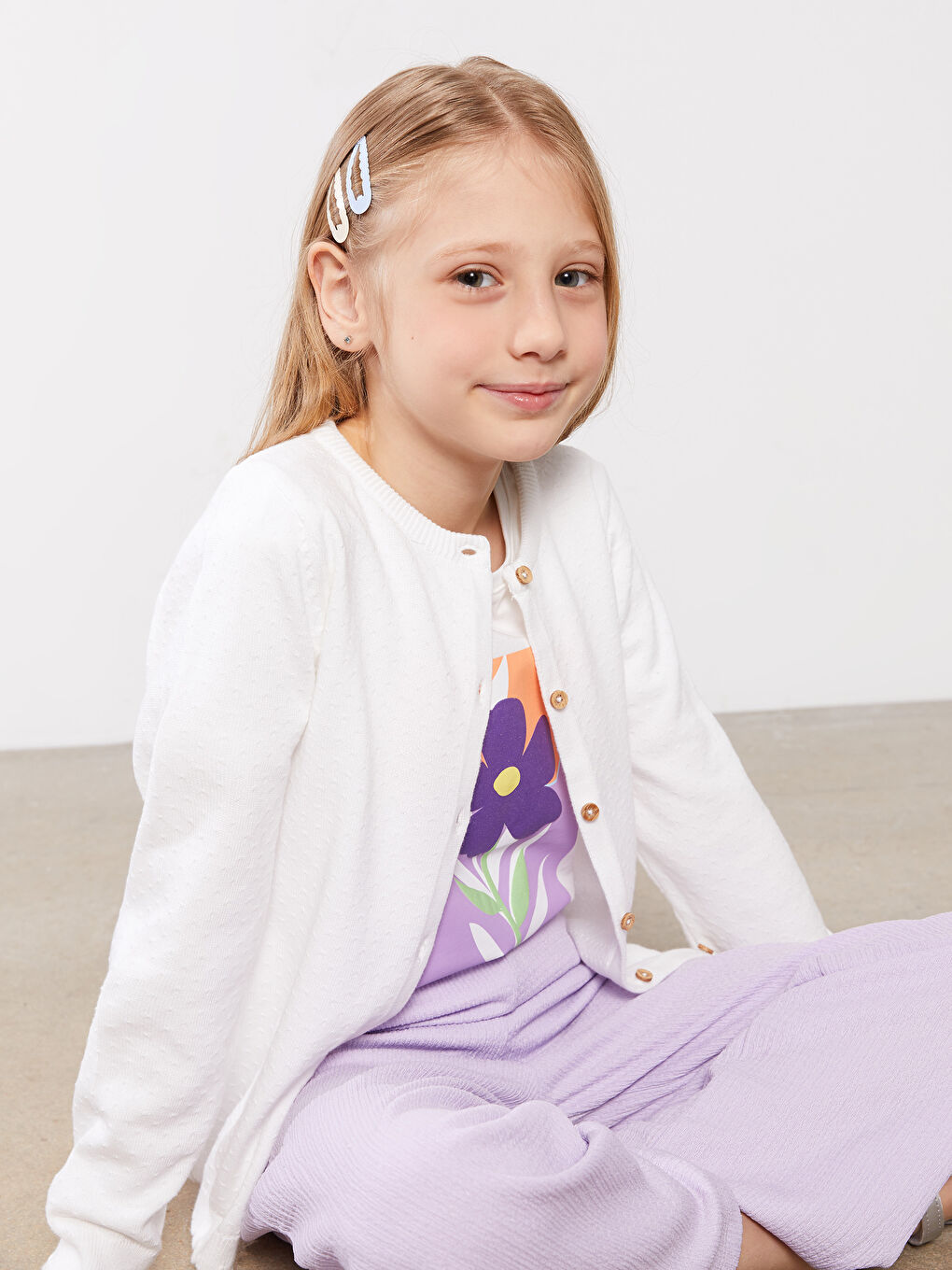 Свитер из трикотажа с круглым вырезом и длинным рукавом для девочек