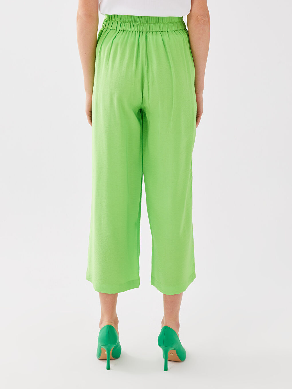 ZELENA Kapri pantalone Žena -S3DV01Z8-FKX