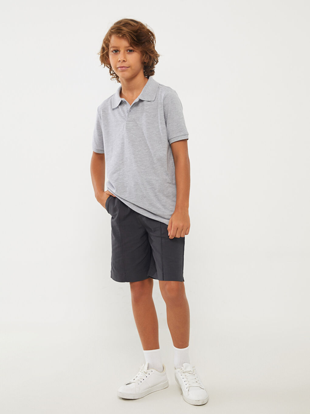LCW Kids Osnovni šorts za dečake -S3DV18Z4-R34