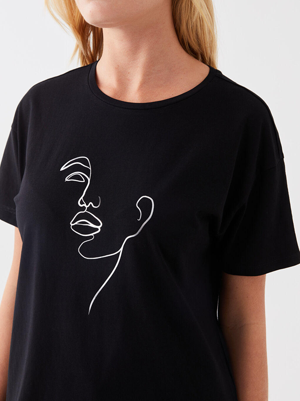 Crew Neck Printed Short Sleeve Women's T-Shirt -S3DV26Z8-CVL