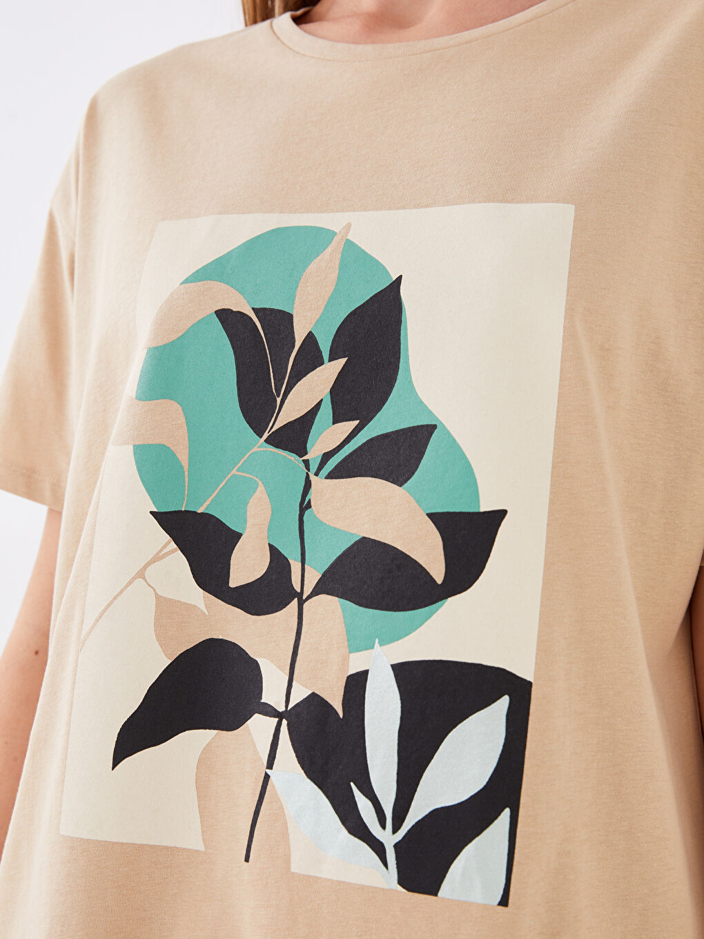 Crew Neck Printed Short Sleeve Women's T-Shirt-3