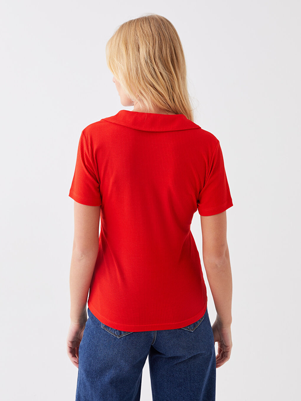 Kırmızı Polo Yaka Düz Kısa Kollu Kadın Tişört-4