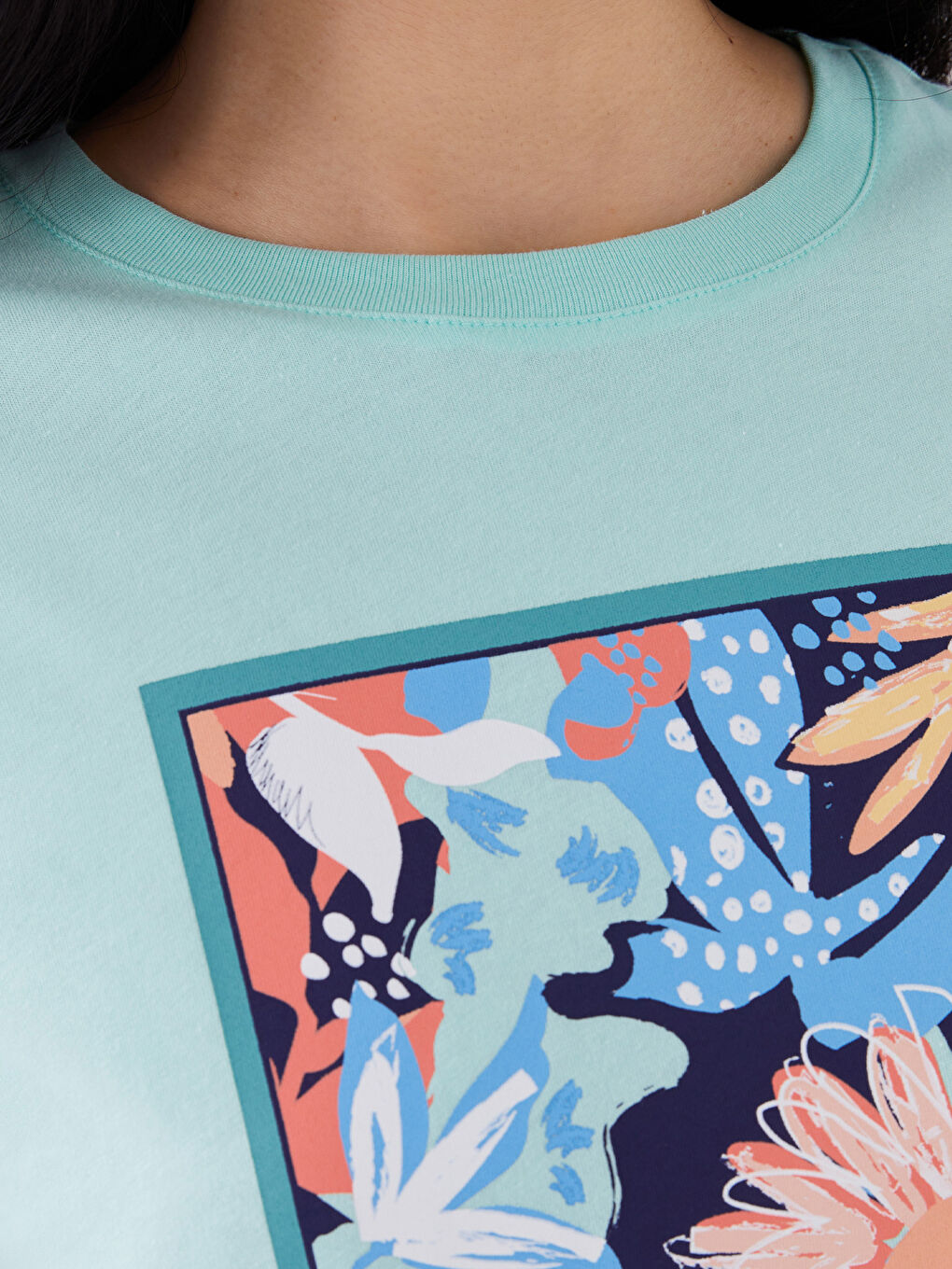 Crew Neck Printed Short Sleeve Women's T-Shirt-3