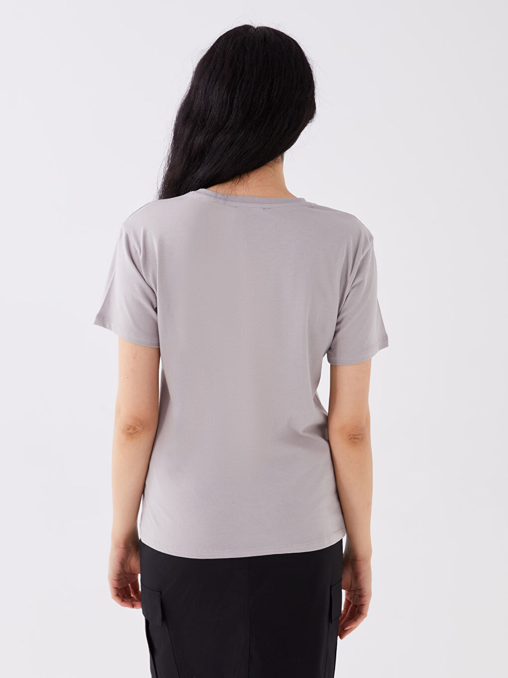 Gri Bisiklet Yaka Baskılı Kısa Kollu Kadın Tişört-4