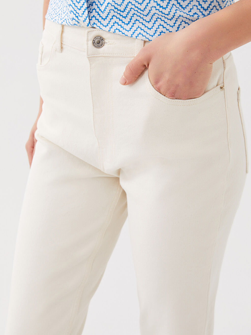 Women's Mom Fit Jeans-2