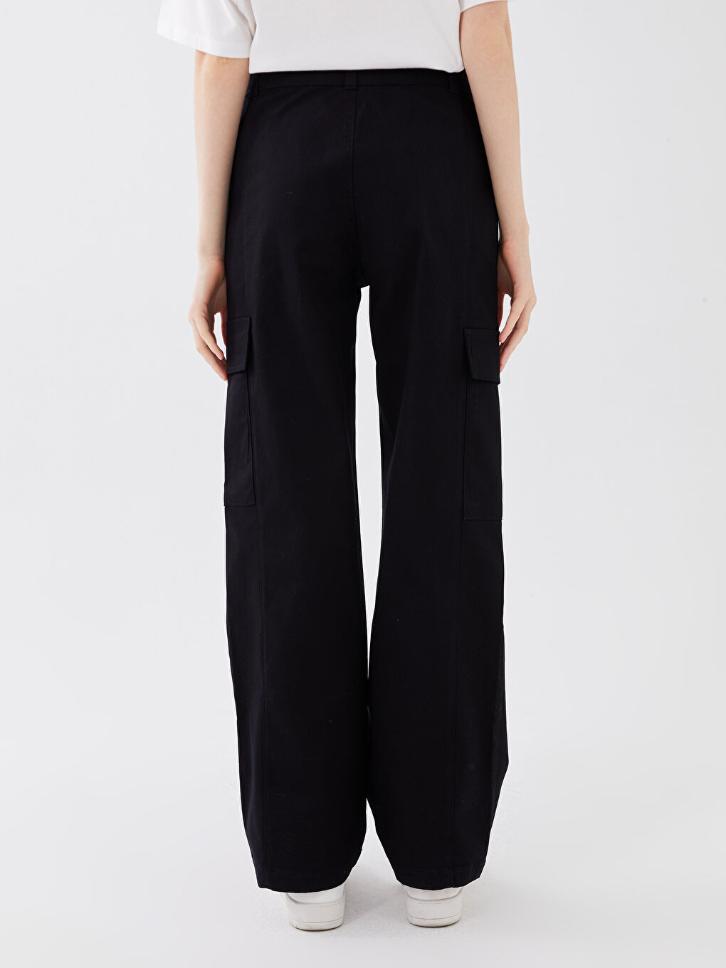 Siyah Rahat Kalıp Düz Gabardin Kadın Kargo Pantolon-3