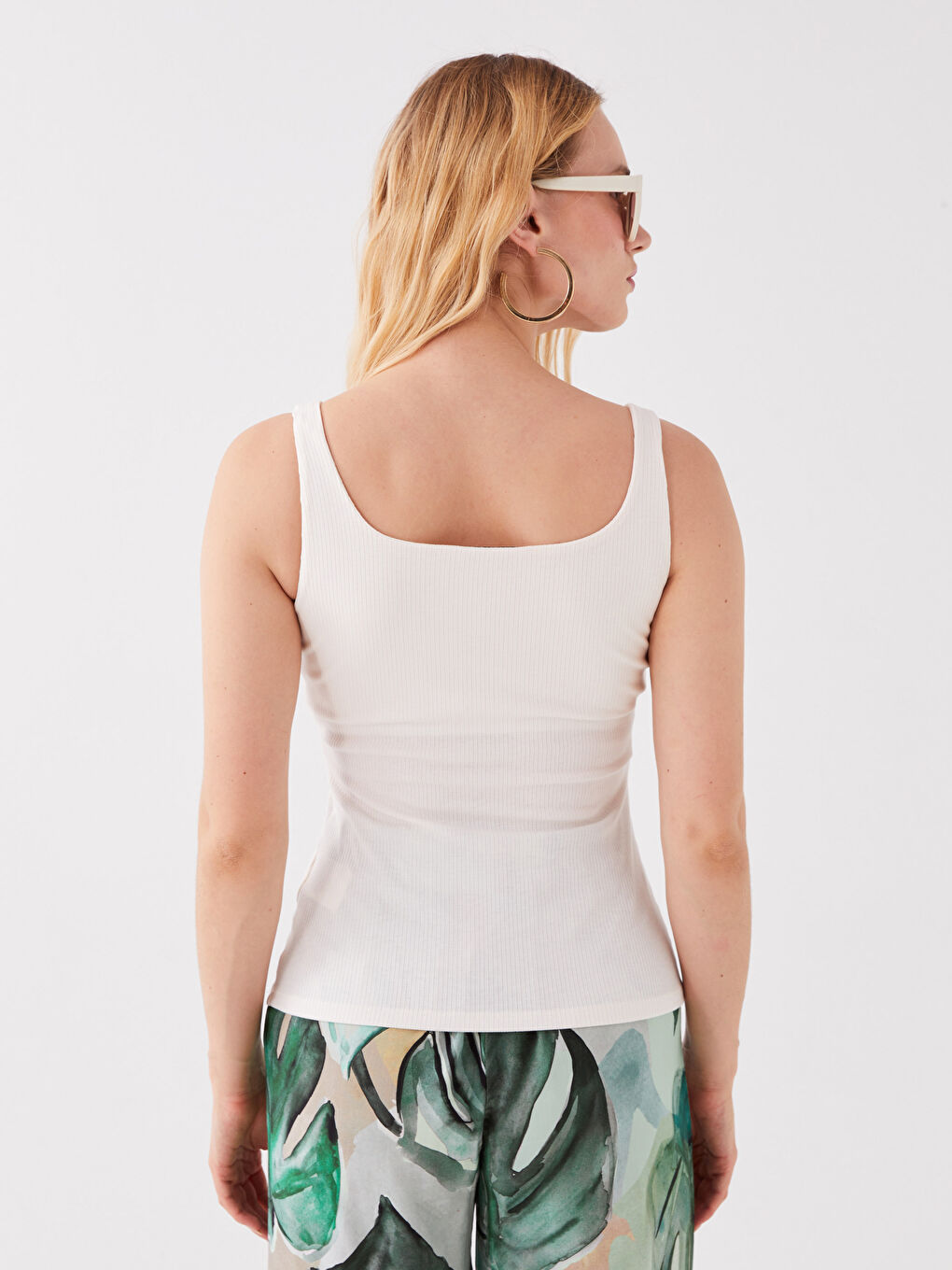 Ekru U Yaka Düz Askılı Kadın Atlet-4