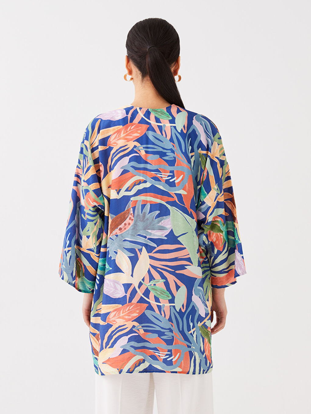 كيمونو نسائي واسع بنقشة وياقة شال-4