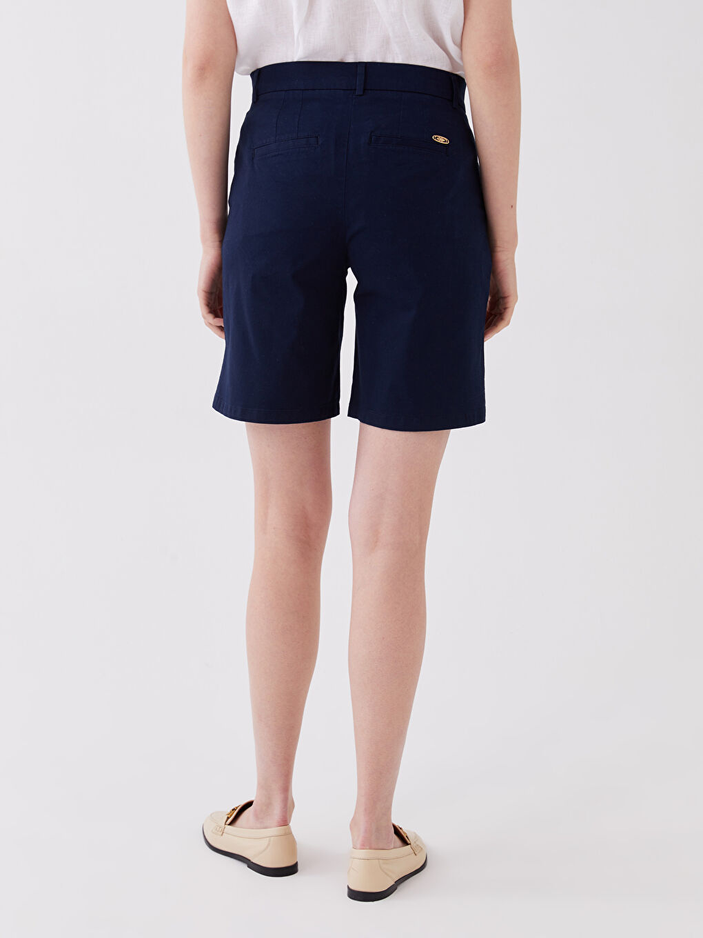 Lacivert Standart Fit Düz Gabardin Kadın Şort-5