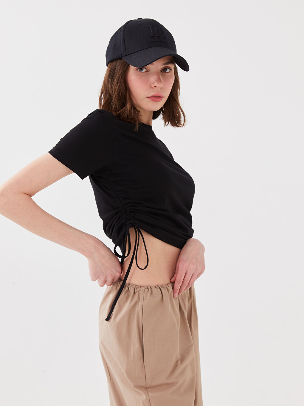 ياقة دائرية سادة كم قصير قميص قصير للسيدات-1