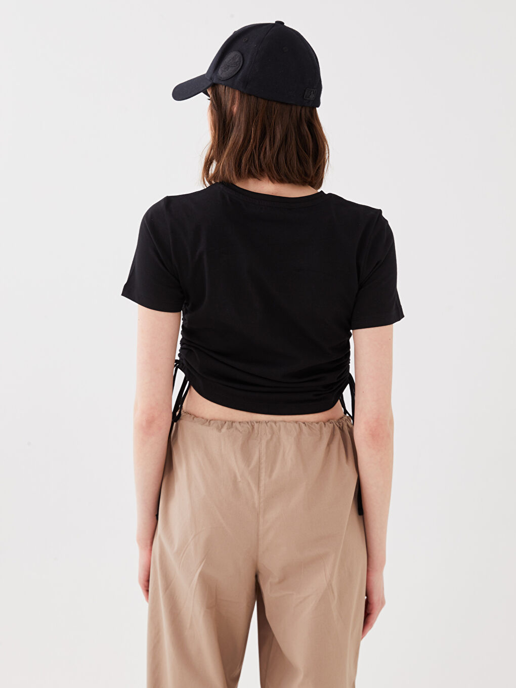 ياقة دائرية سادة كم قصير قميص قصير للسيدات-4