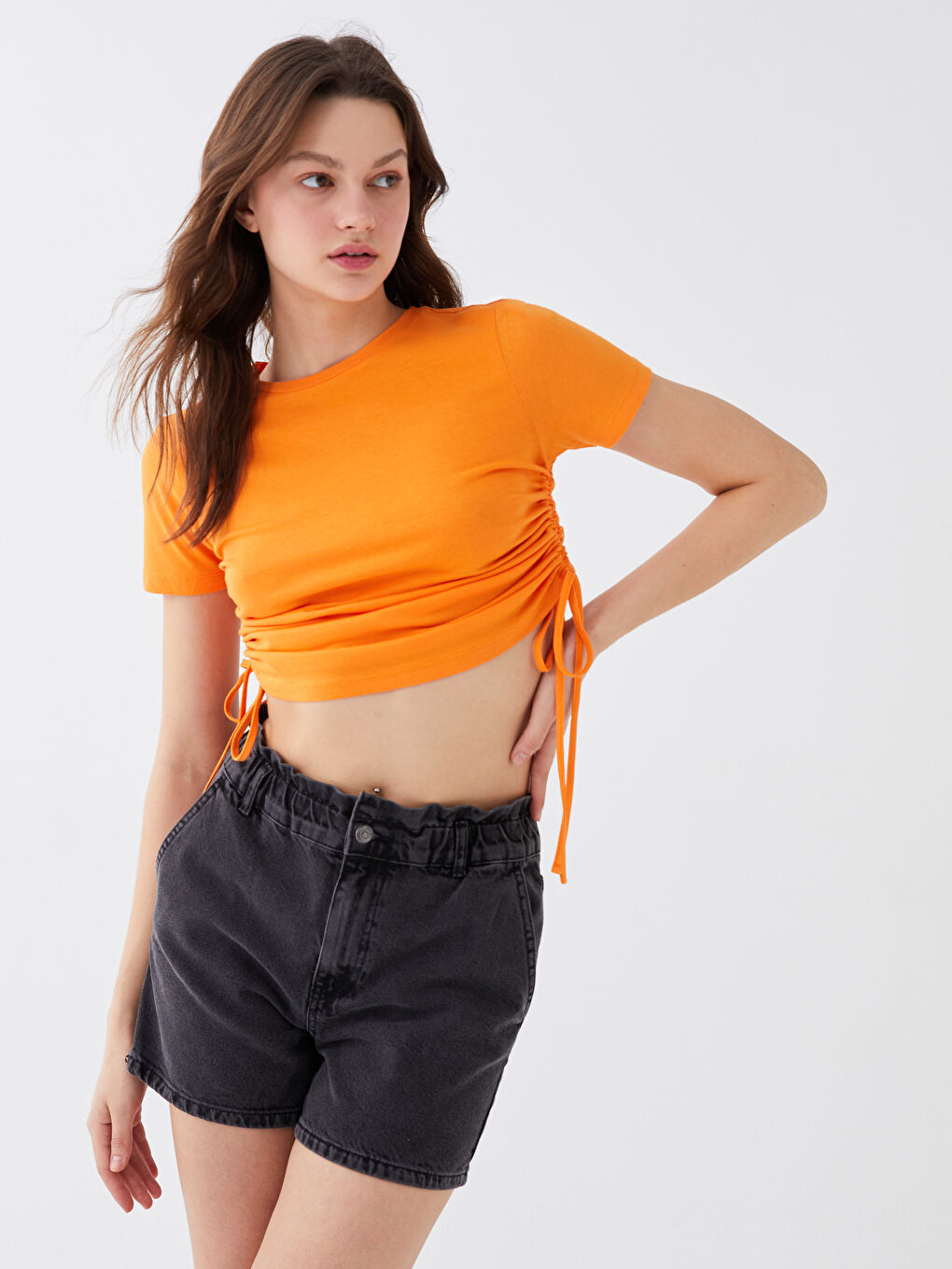 Crop Top Damă Simplu cu Mânecă Scurtă și Guler Rotund