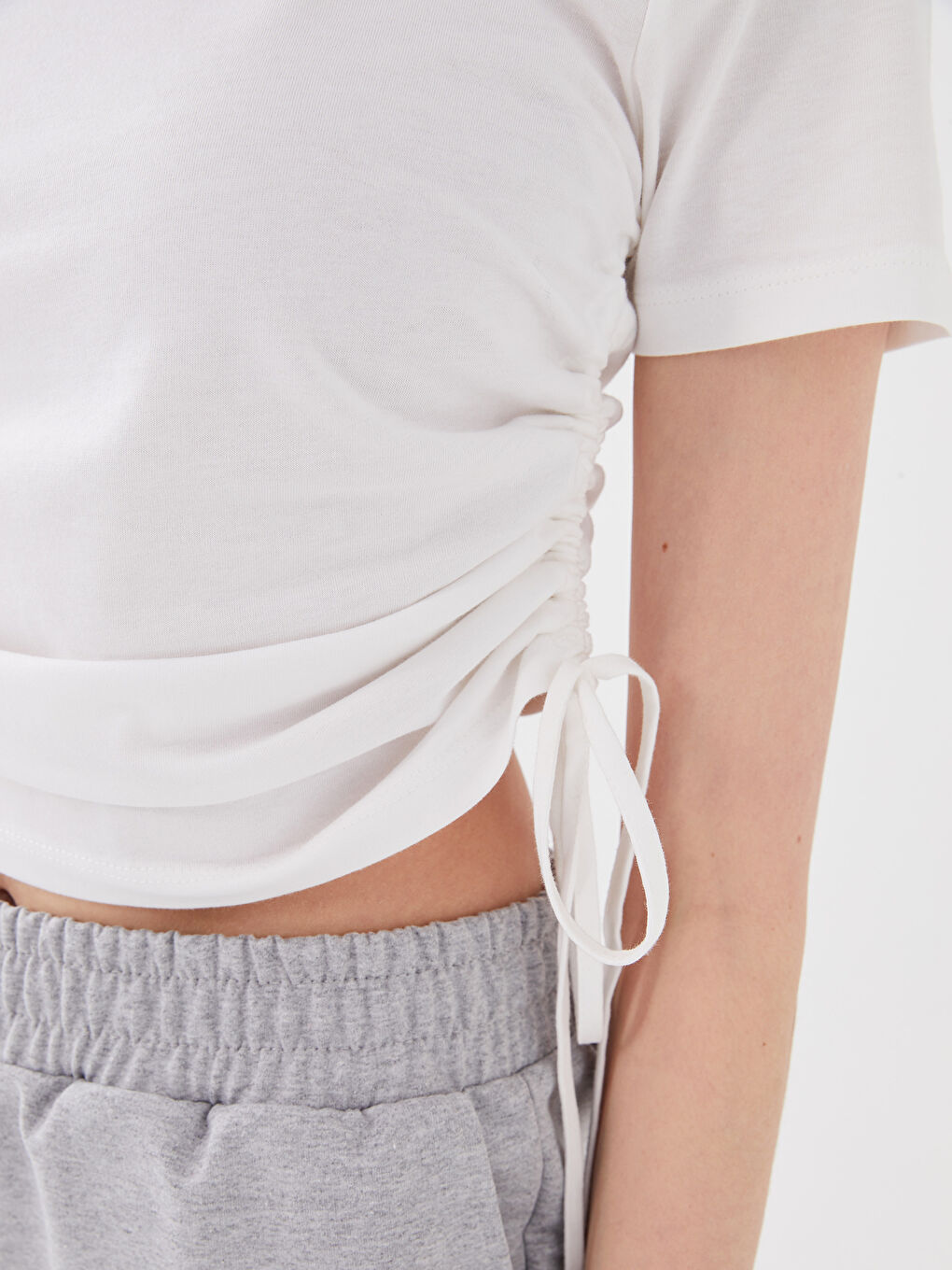 Crop Top Damă Simplu cu Mânecă Scurtă și Guler Rotund-3