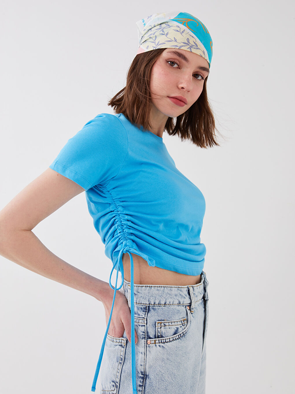 Mavi Bisiklet Yaka Düz Kısa Kollu Kadın Crop-1