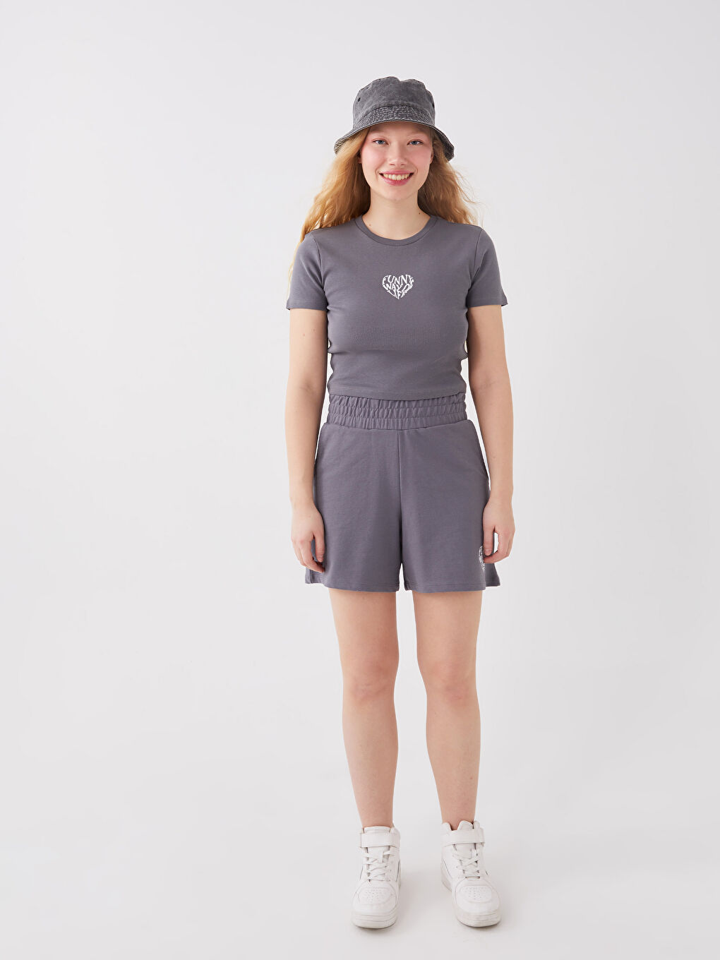 Crew Neck Printed Short Sleeve Women's Crop Top-2