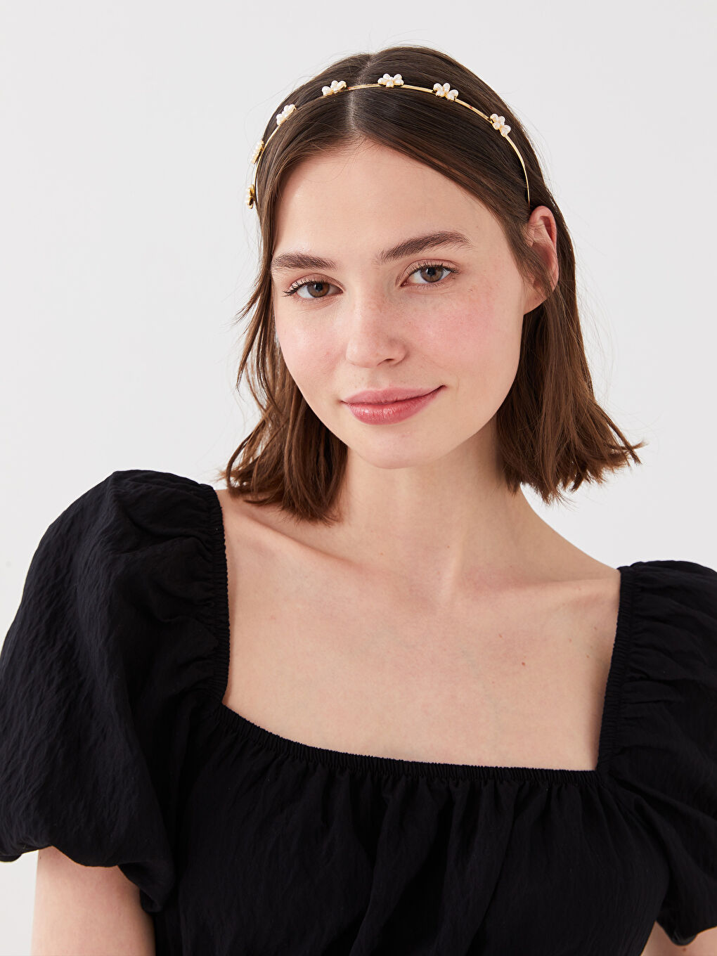 Stone Detailed Crown