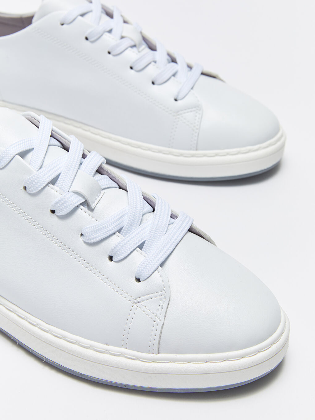 Beyaz Deri Görünümlü Bağcıklı Erkek Spor Ayakkabı-2