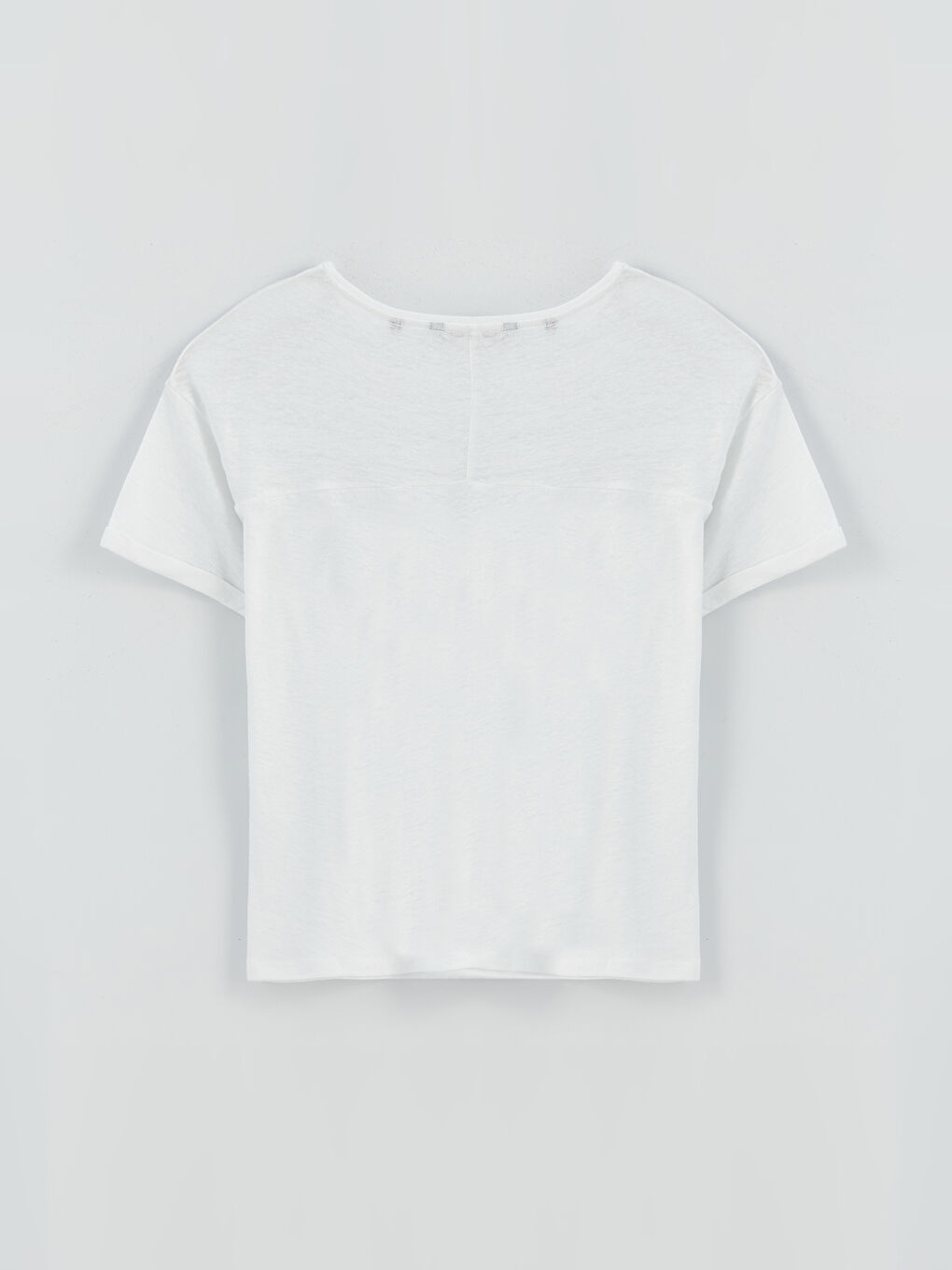 Beyaz Bisiklet Yaka Düz Kısa Kollu Kadın Tişört-5