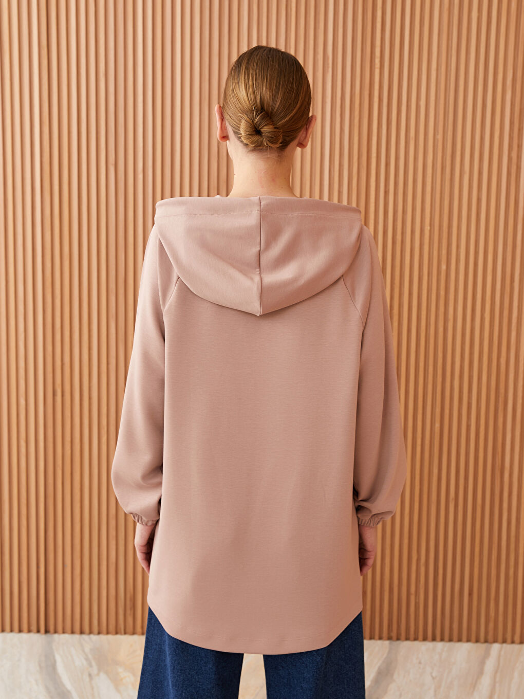 Pembe  Kapüşonlu Baskılı Uzun Kollu Kadın Tunik-4