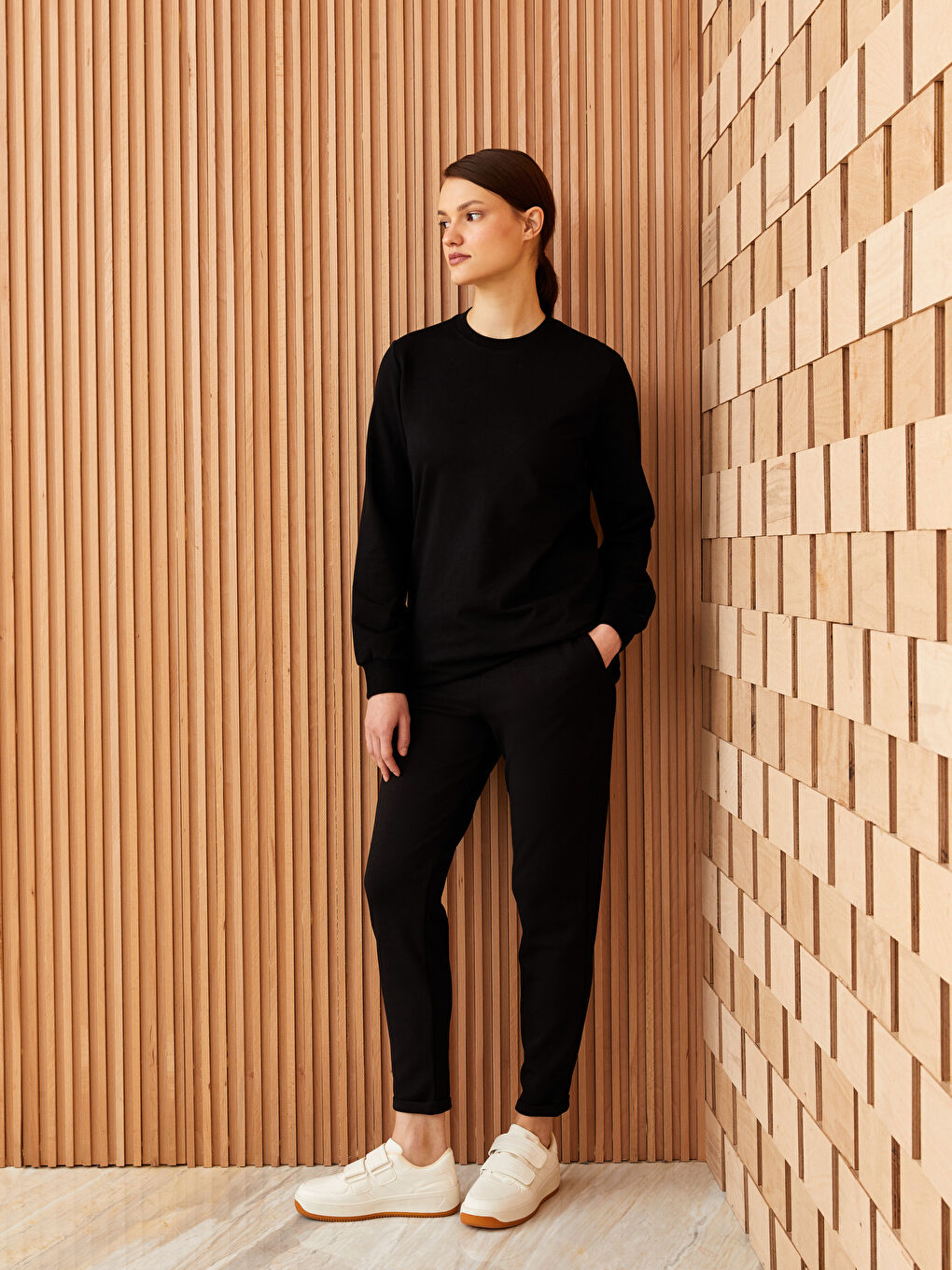 بنطال رياضي سادة إنترلوك خصر مطاطي للسيدات-1