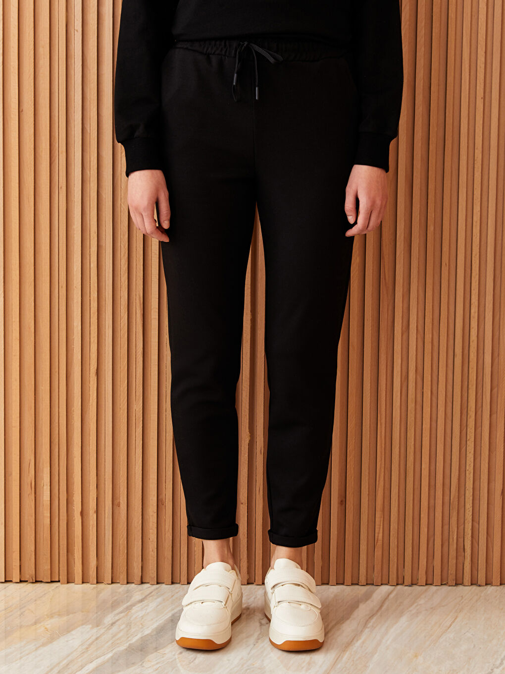 بنطال رياضي سادة إنترلوك خصر مطاطي للسيدات-2