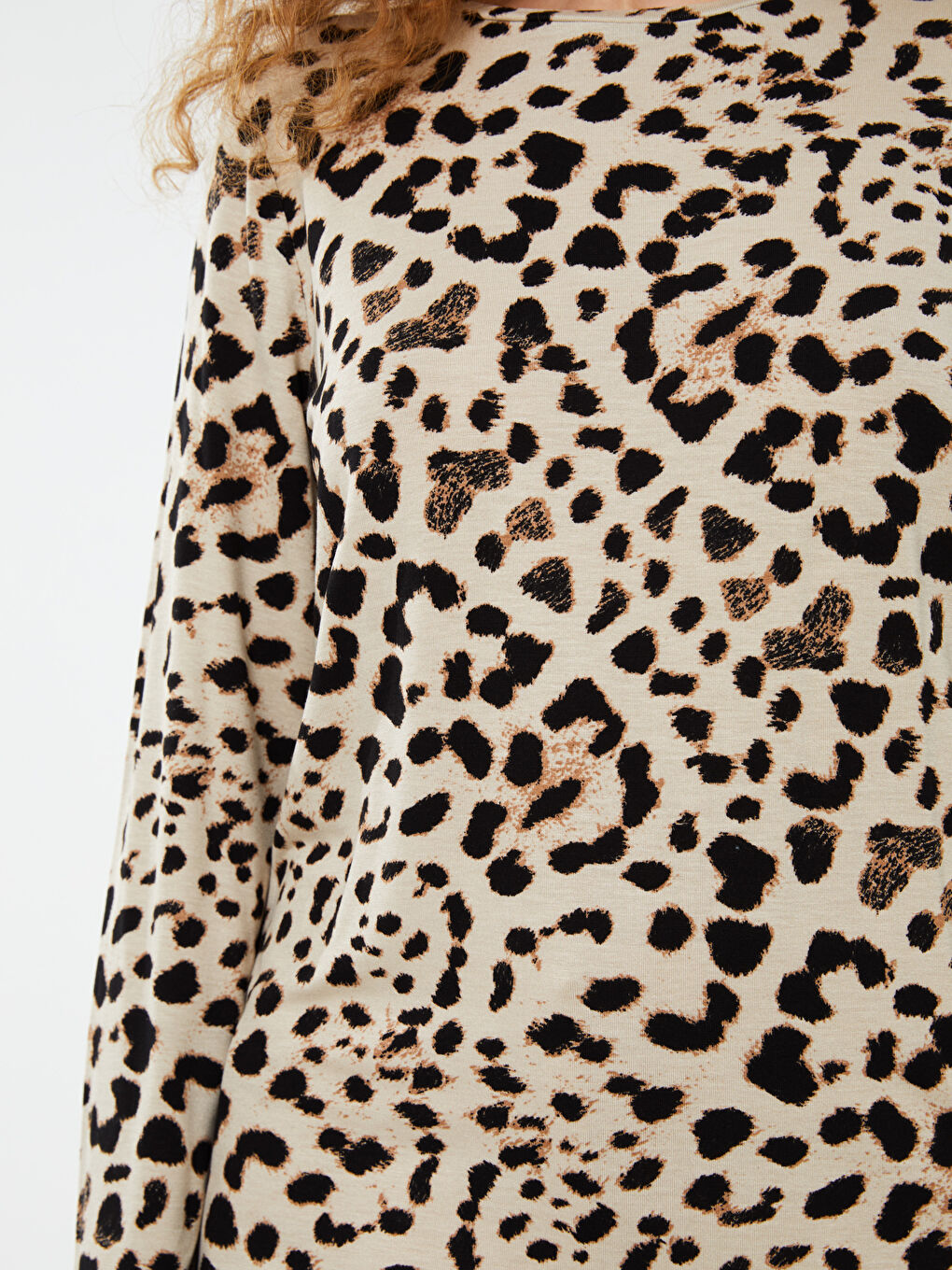 Bej Bisiklet Yaka Desenli Uzun Kollu Kadın Tişört-3