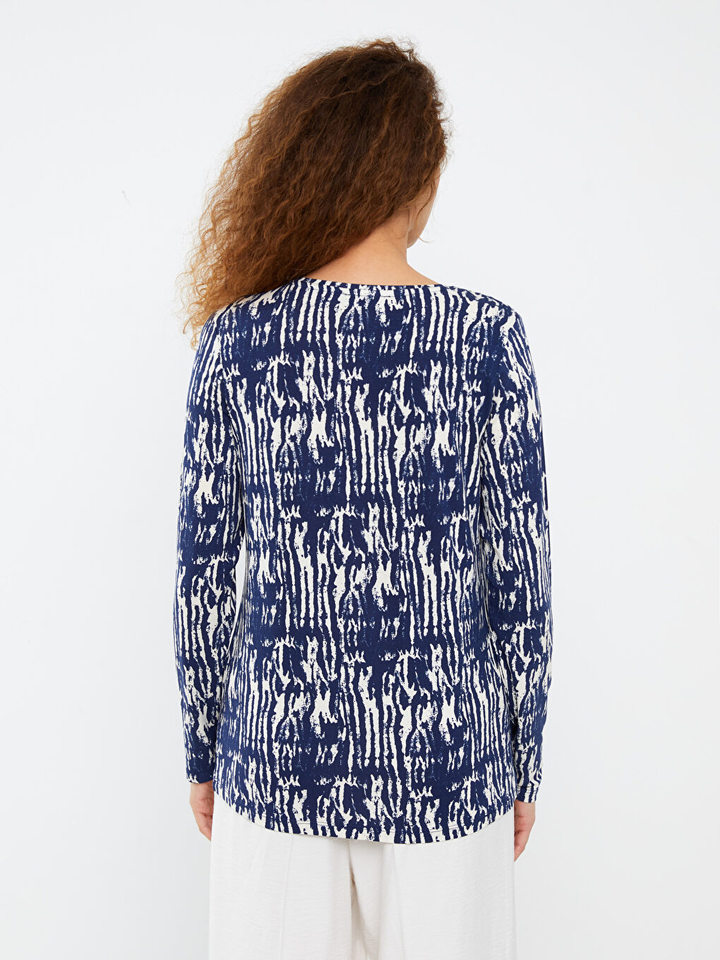 LCWAIKIKI Classic Crew Neck Patterned Long Sleeve Women's T-Shirt -S3EF71Z8-LSJ